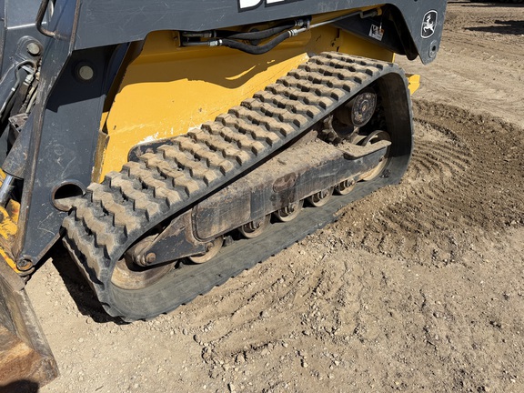 2010 John Deere 329D - Photo10