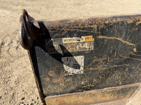 2010 John Deere 329D - Photo16