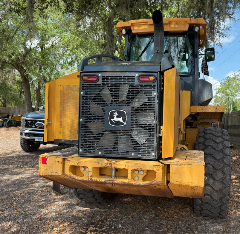2019 John Deere 524L Image 3