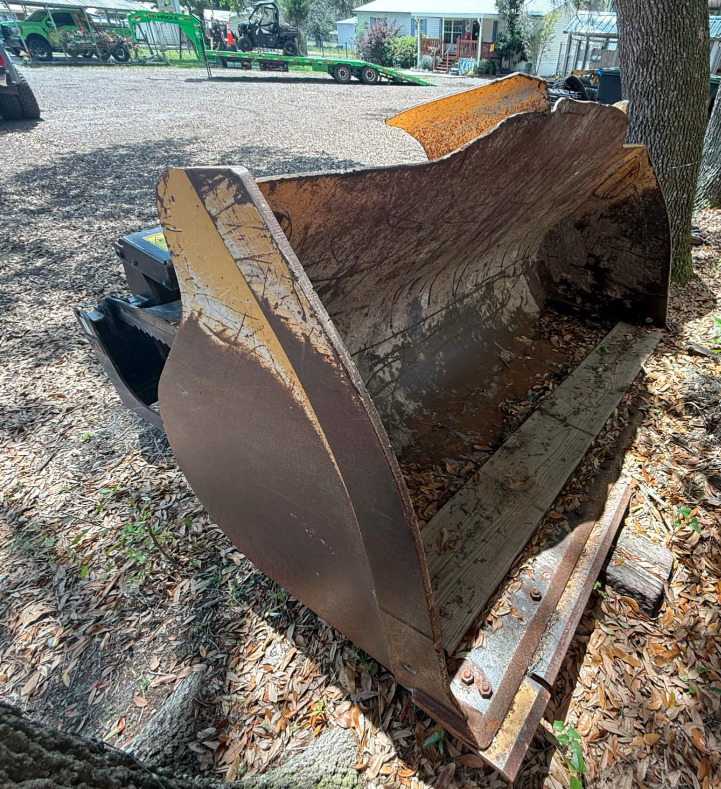 2019 John Deere 524L Image 7