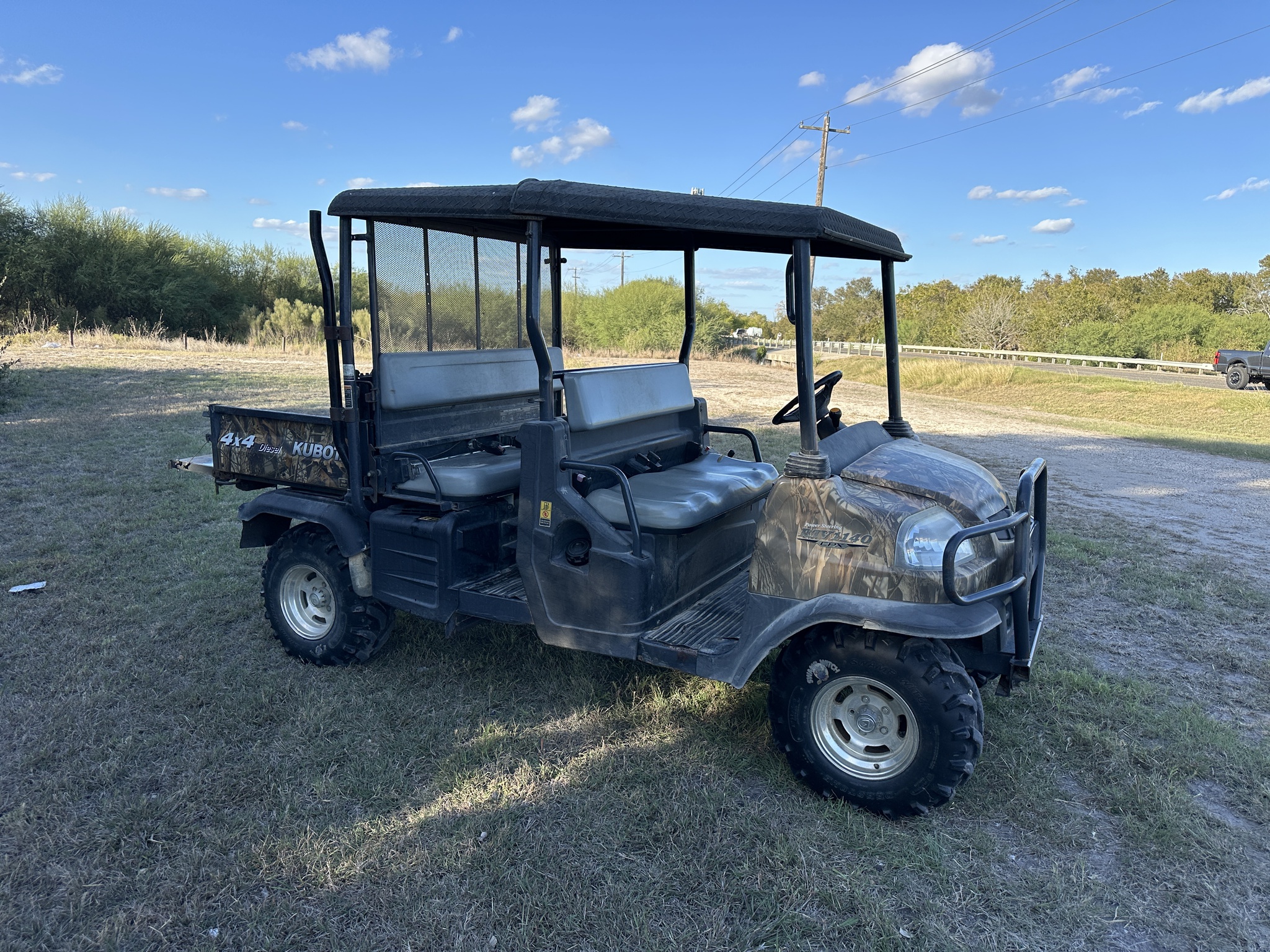 2014 Kubota RTV-X1140 Image 2