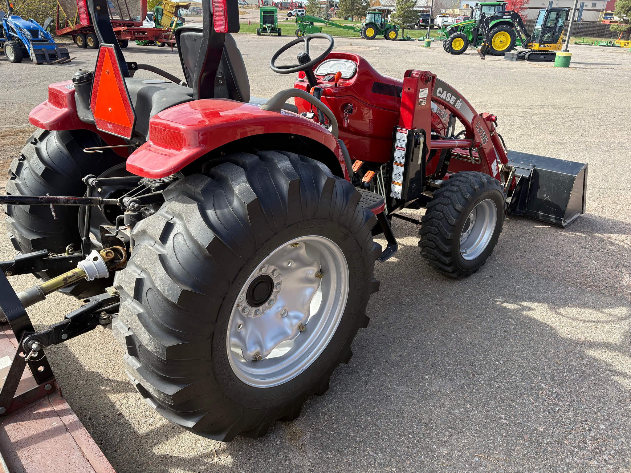 Case IH DX35 Image 7