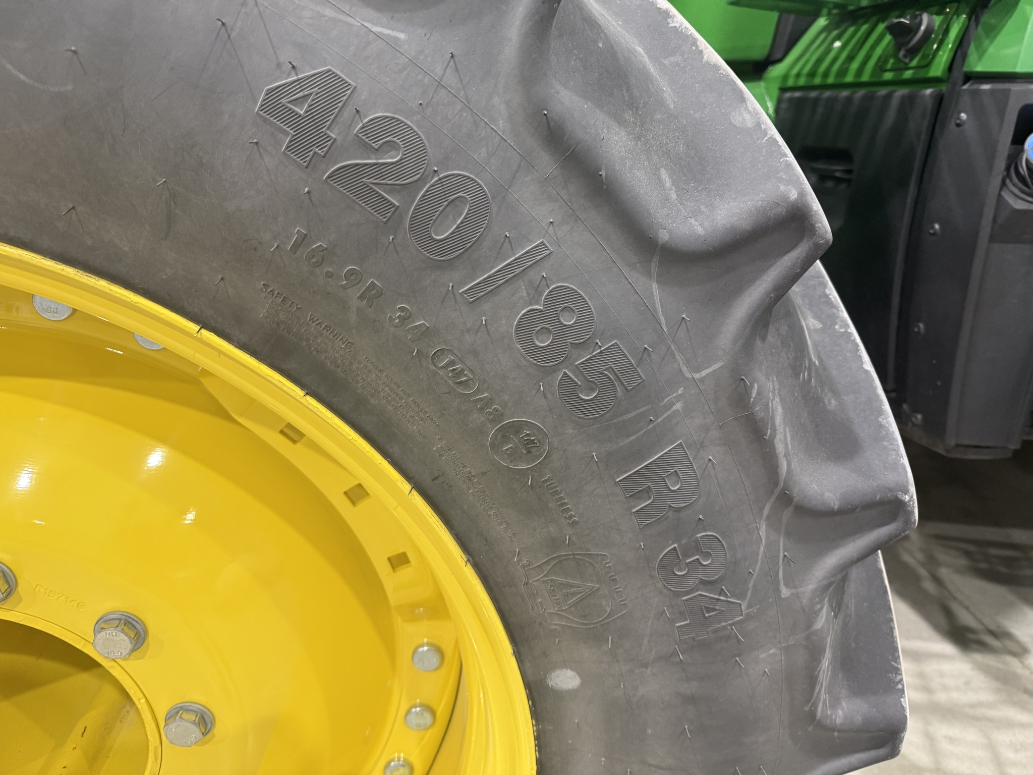  2023 John Deere 8R 340 at Heritage Tractor in Lexington, IL