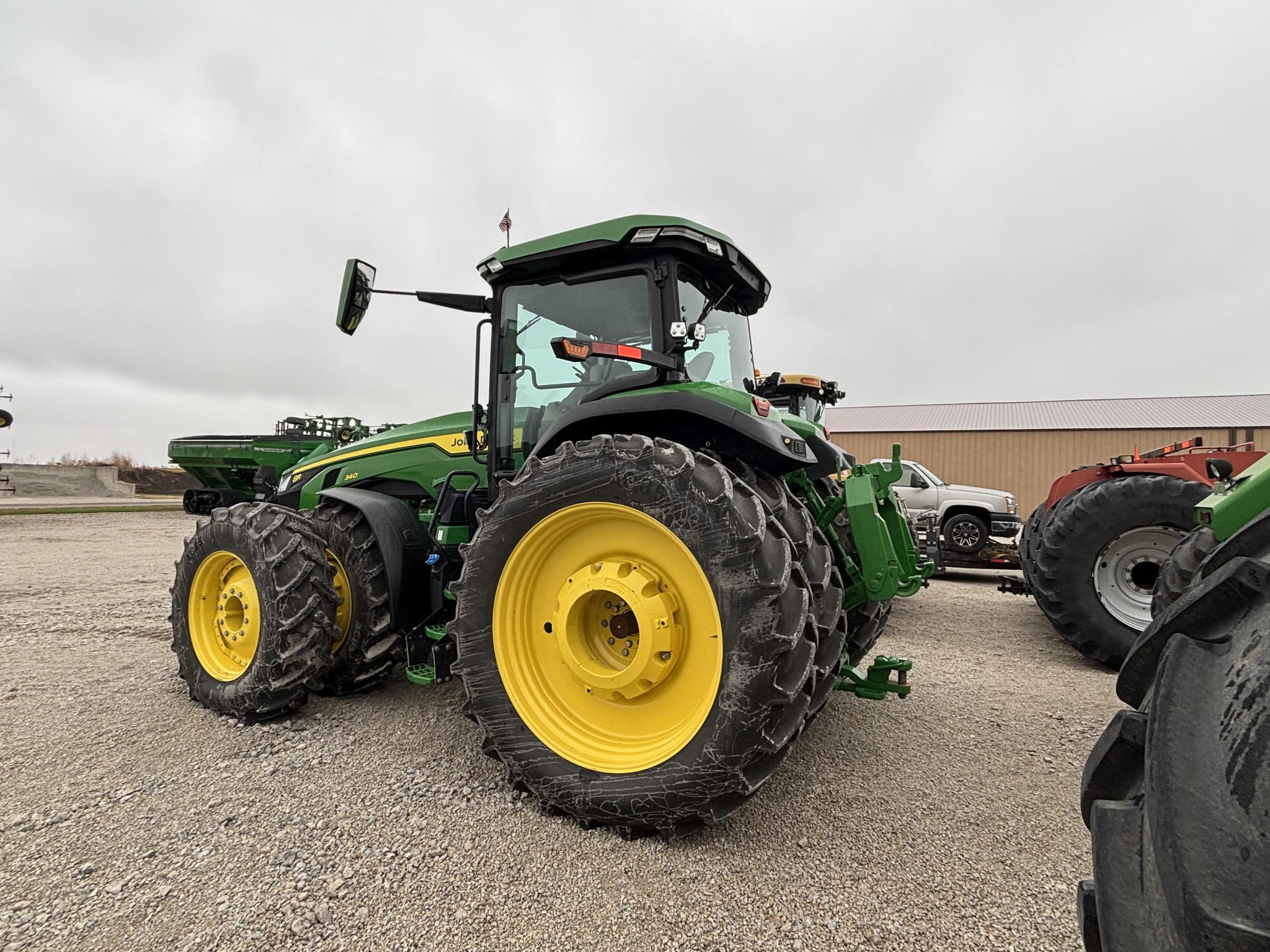  2023 John Deere 8R 340 at Heritage Tractor in Lexington, IL