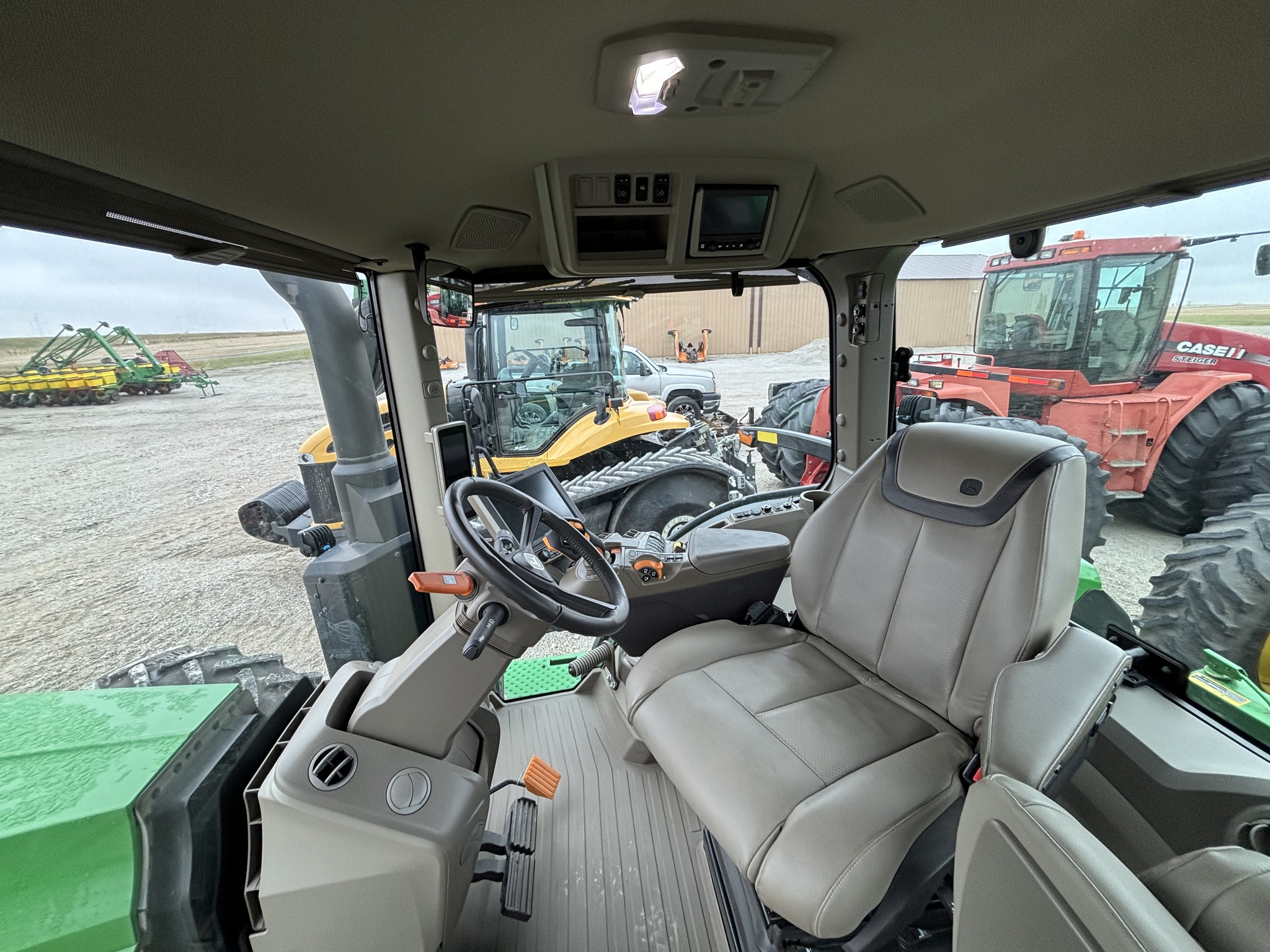  2023 John Deere 8R 340 at Heritage Tractor in Lexington, IL