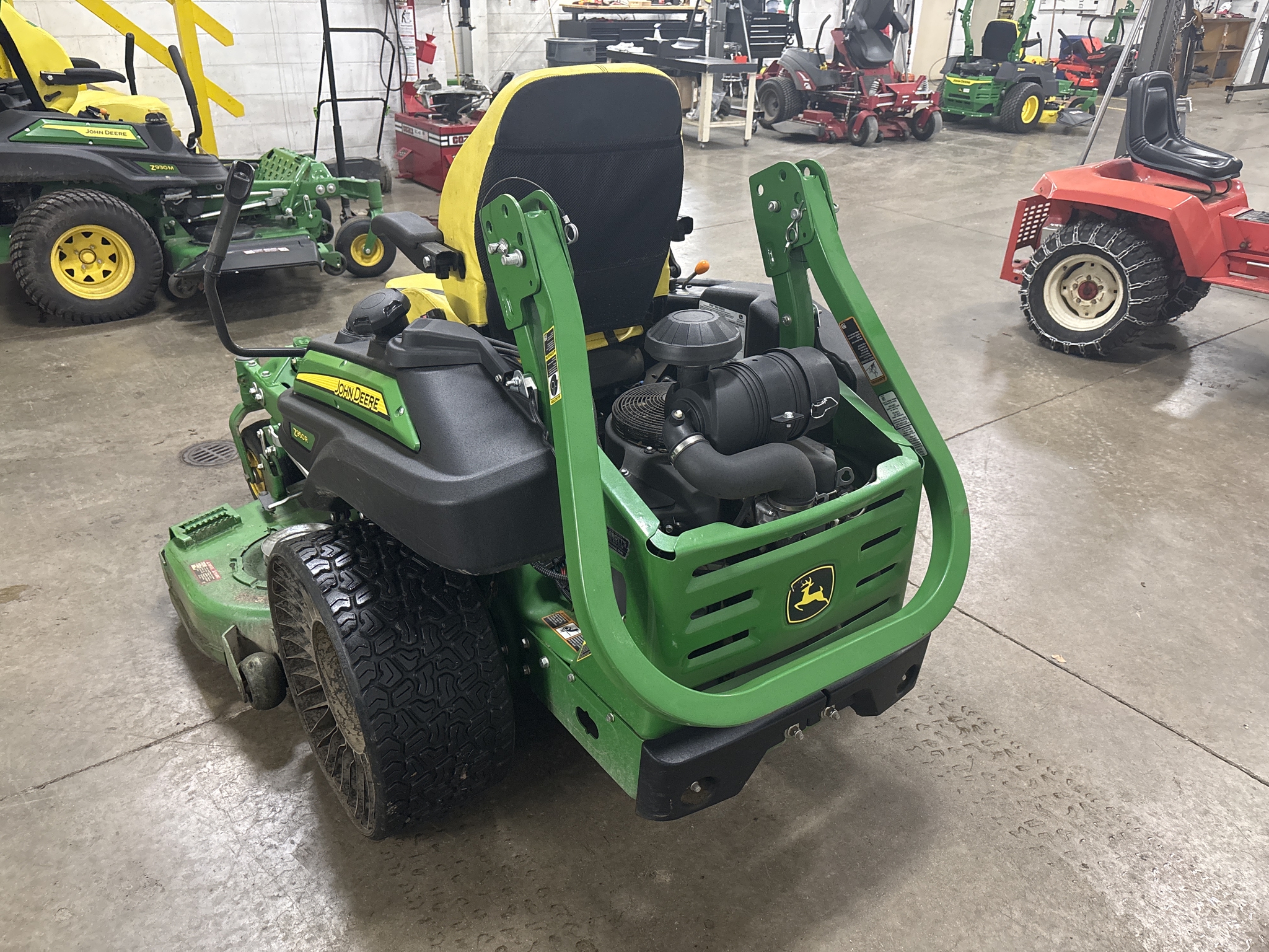 Used 2020 John Deere Z950R Zero Turn Mowers at Koenig Equipment in Urbana, OH - PhotoXL10