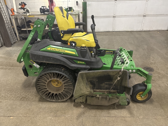 Used 2020 John Deere Z950R Zero Turn Mowers at Koenig Equipment in Urbana, OH - Photo1