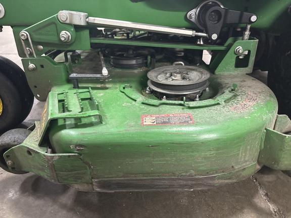 Used 2020 John Deere Z950R Zero Turn Mowers at Koenig Equipment in Urbana, OH - Photo2