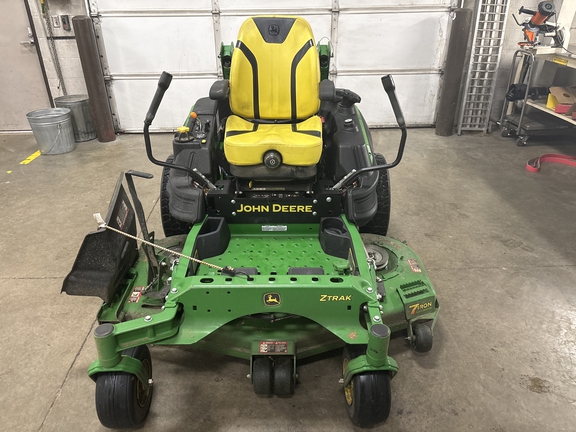 Used 2020 John Deere Z950R Zero Turn Mowers at Koenig Equipment in Urbana, OH - Photo4