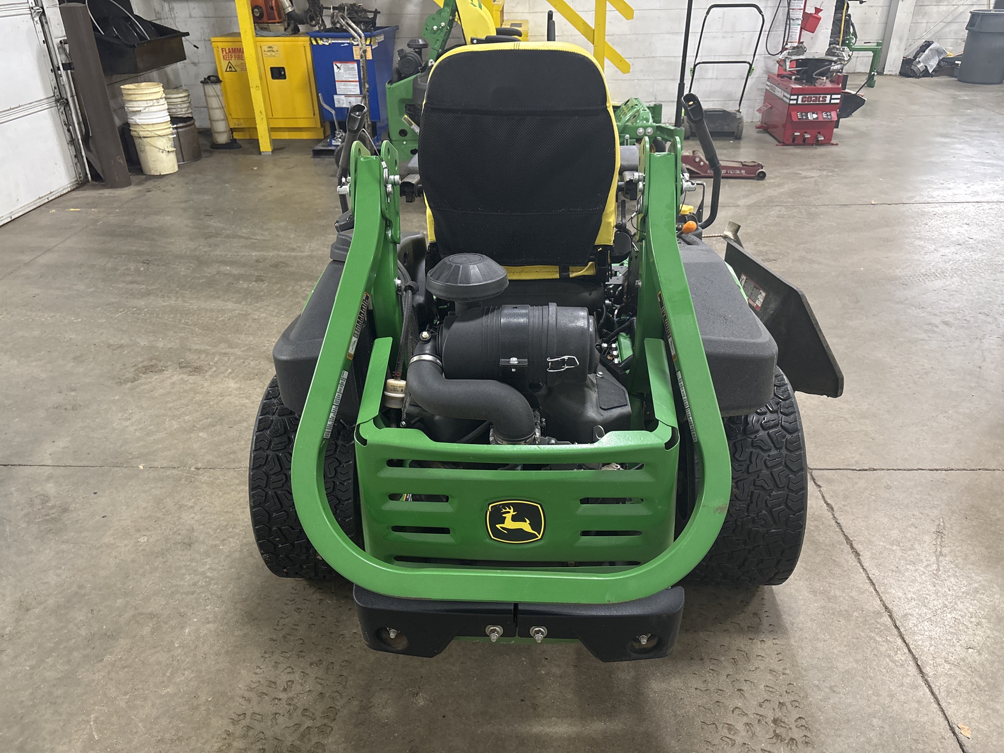 Used 2020 John Deere Z950R Zero Turn Mowers at Koenig Equipment in Urbana, OH - PhotoXL6