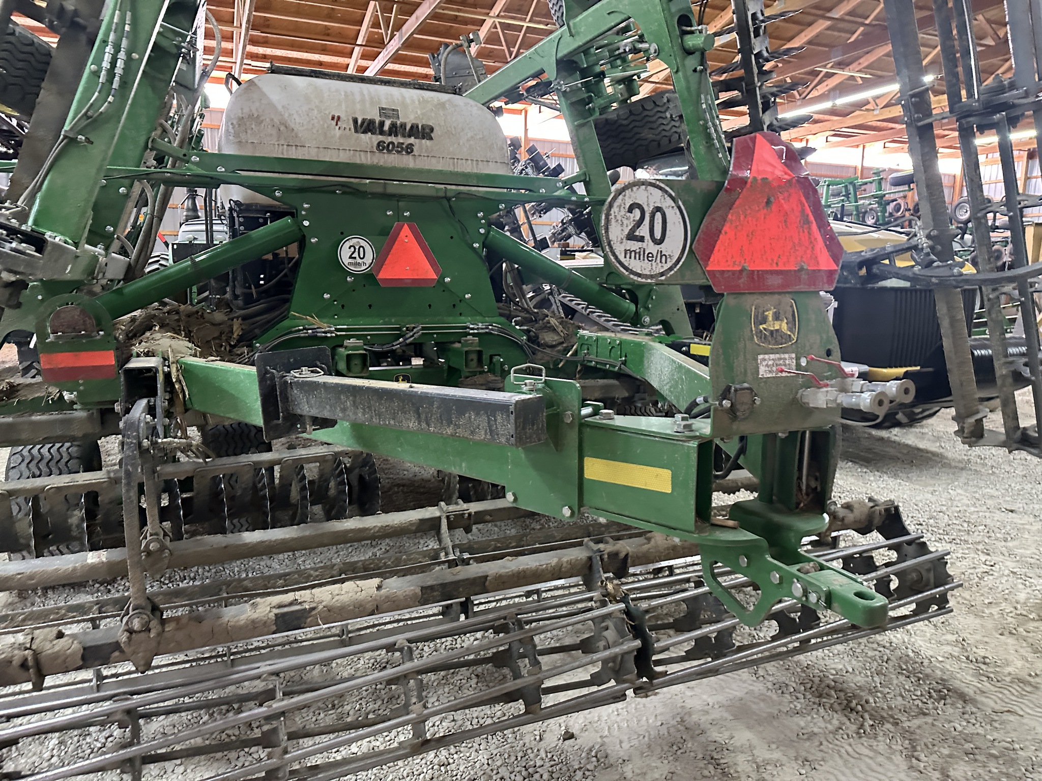 2023 John Deere 2660VT Image 1