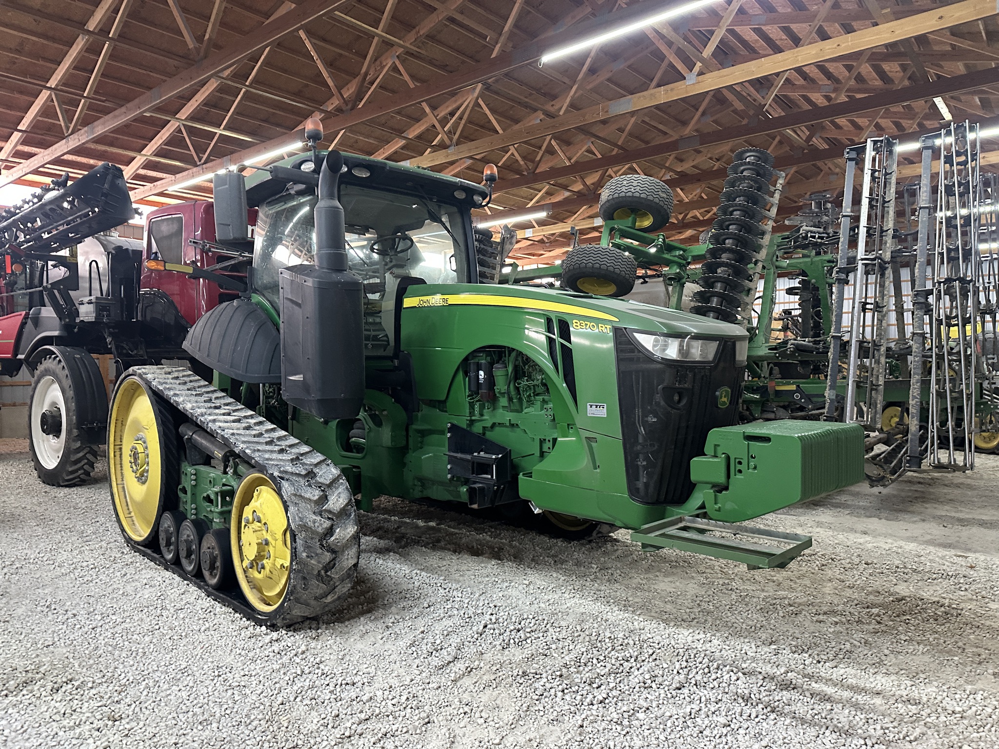2019 John Deere 8370RT Image 2