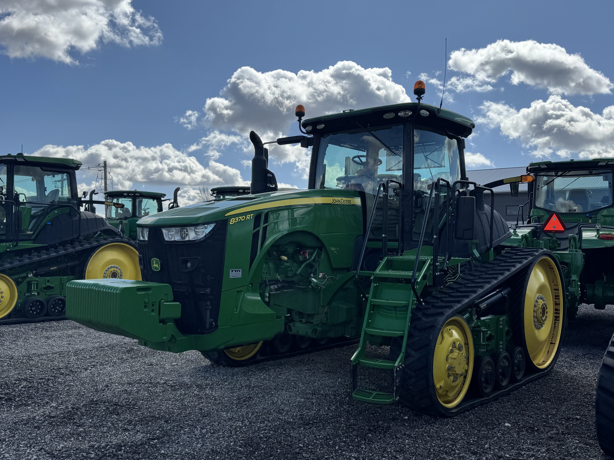 2019 John Deere 8370RT Image 1