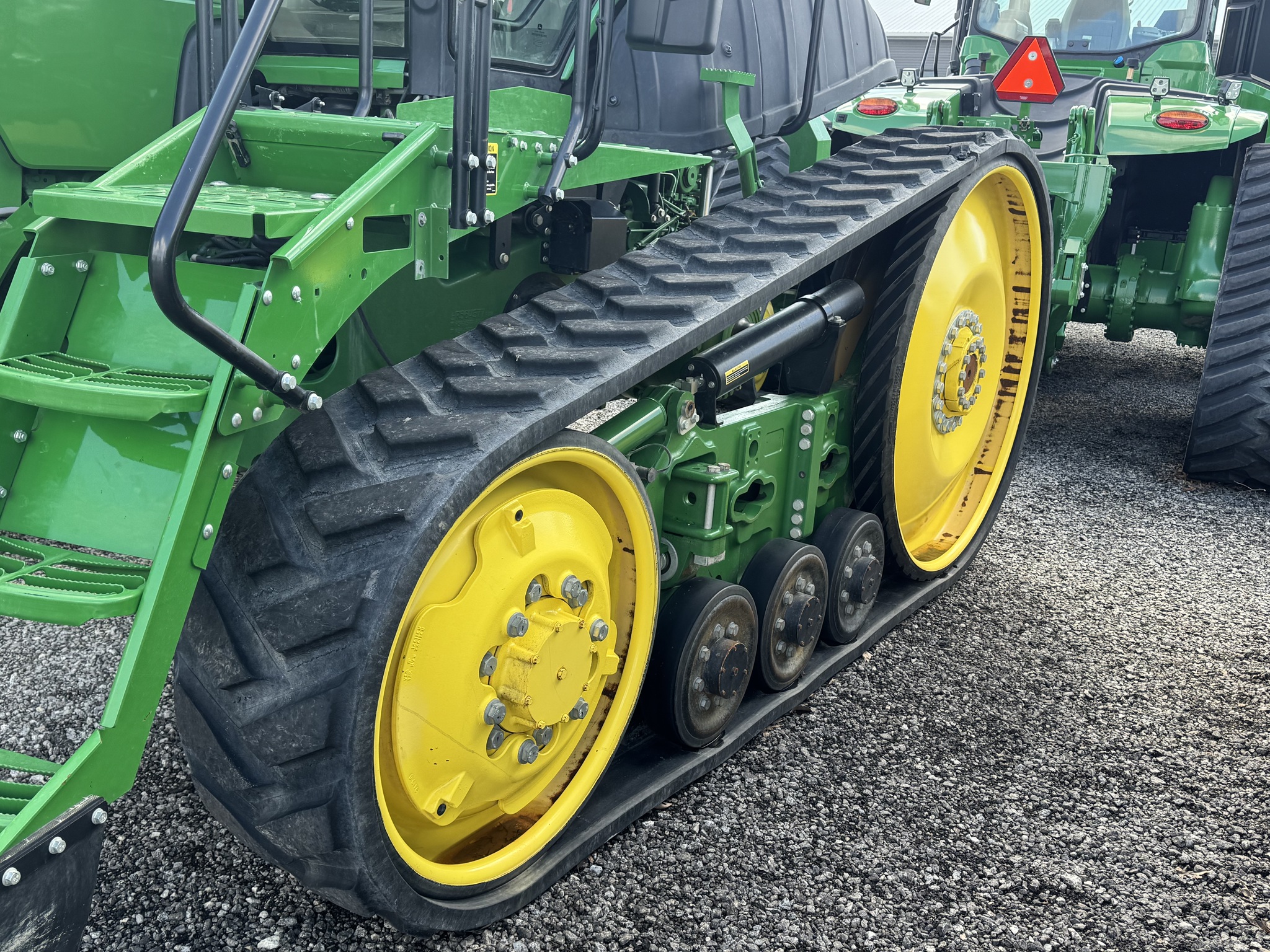 2019 John Deere 8370RT Image 3