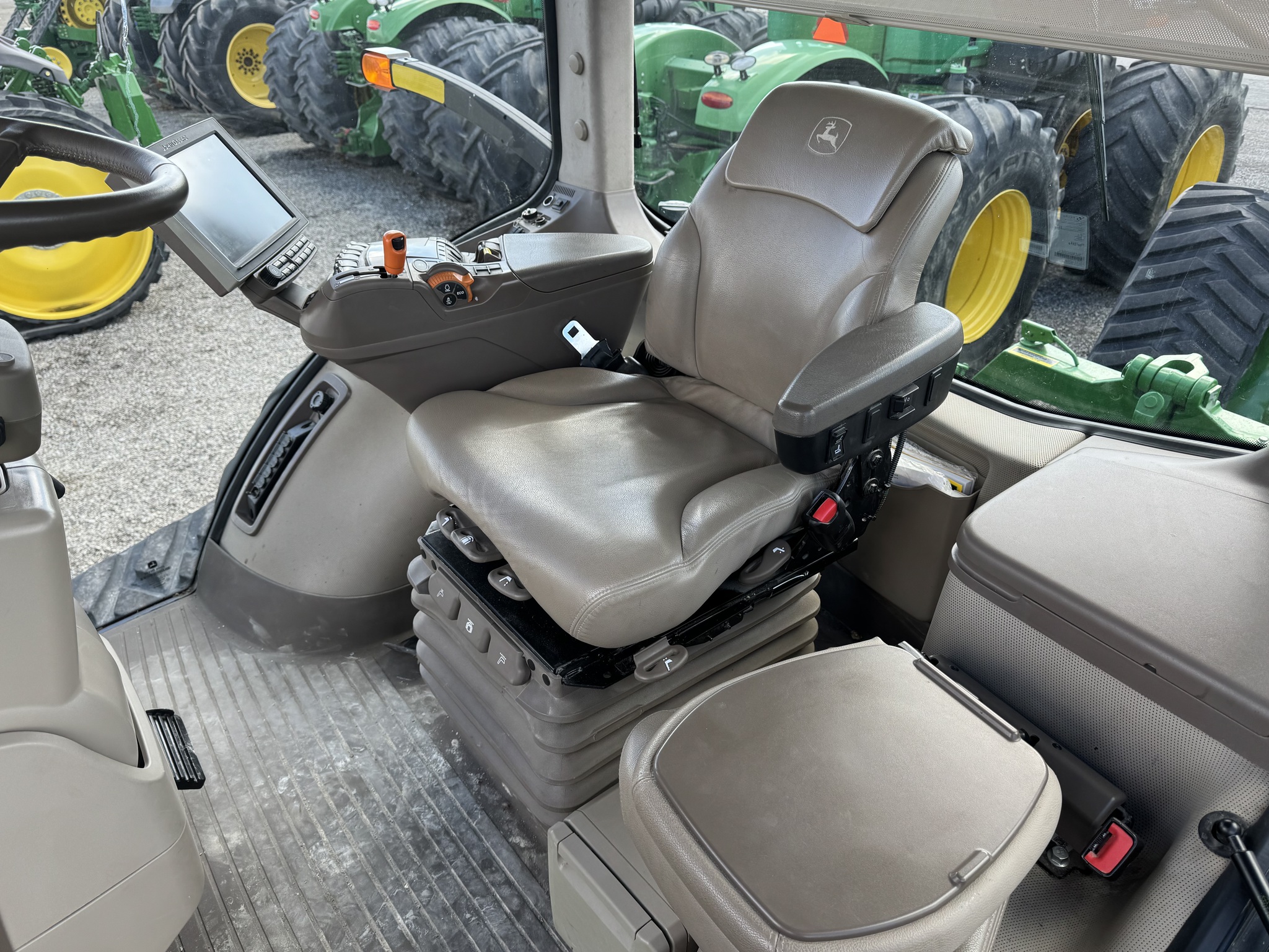 2019 John Deere 8370RT Image 7