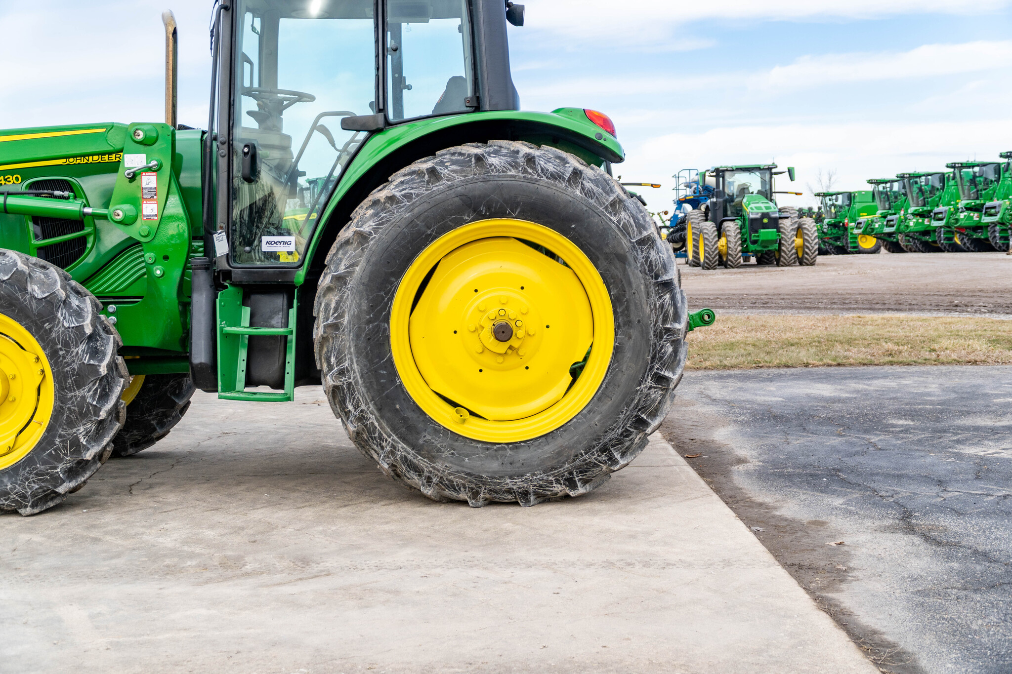 Used 2009 John Deere 6430 Utility Tractors at Koenig Equipment in Anna, OH - PhotoXL9