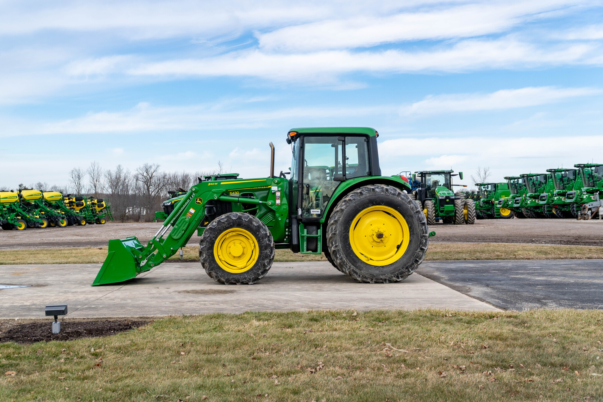 Used 2009 John Deere 6430 Utility Tractors at Koenig Equipment in Anna, OH - PhotoXL1