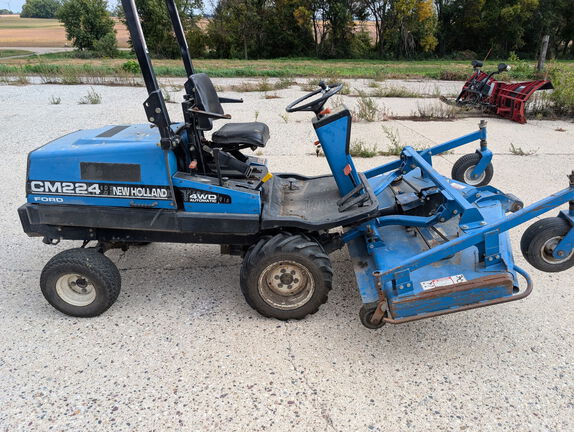  New Holland CM224