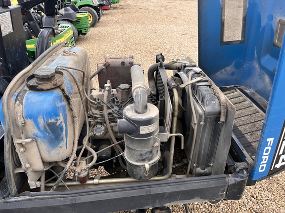 1996 New Holland CM224 - Photo15