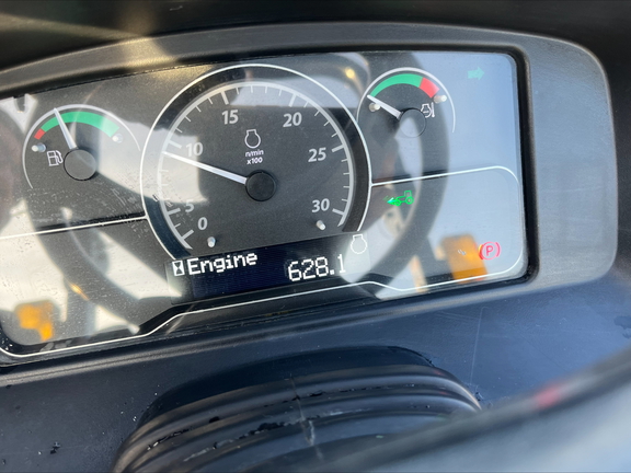 Used 2024 John Deere 2038R Compact Utility Tractors at Horizon Ag & Turf in Edmonton West, AB - Photo9