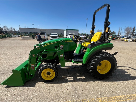 Used 2024 John Deere 2038R Compact Utility Tractors at Horizon Ag & Turf in Edmonton West, AB - Photo5