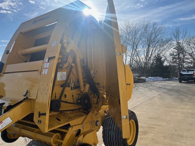  2022 Vermeer 504R Premium at Heritage Tractor in West Plains, MO