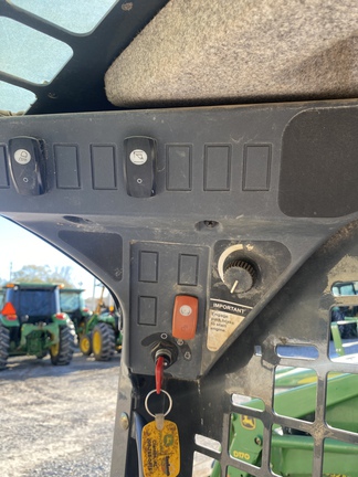 2020 John Deere 317G Photo 4