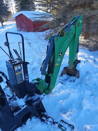 Photo of 2005 John Deere 3520