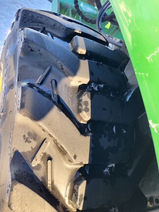 Photo of 2005 John Deere 3520