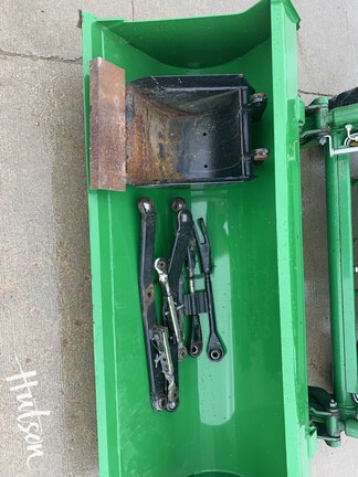 Photo of 2005 John Deere 3520