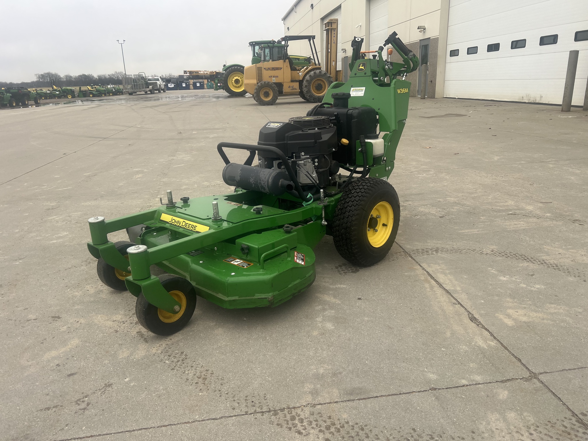 2021 John Deere W36M Image 7
