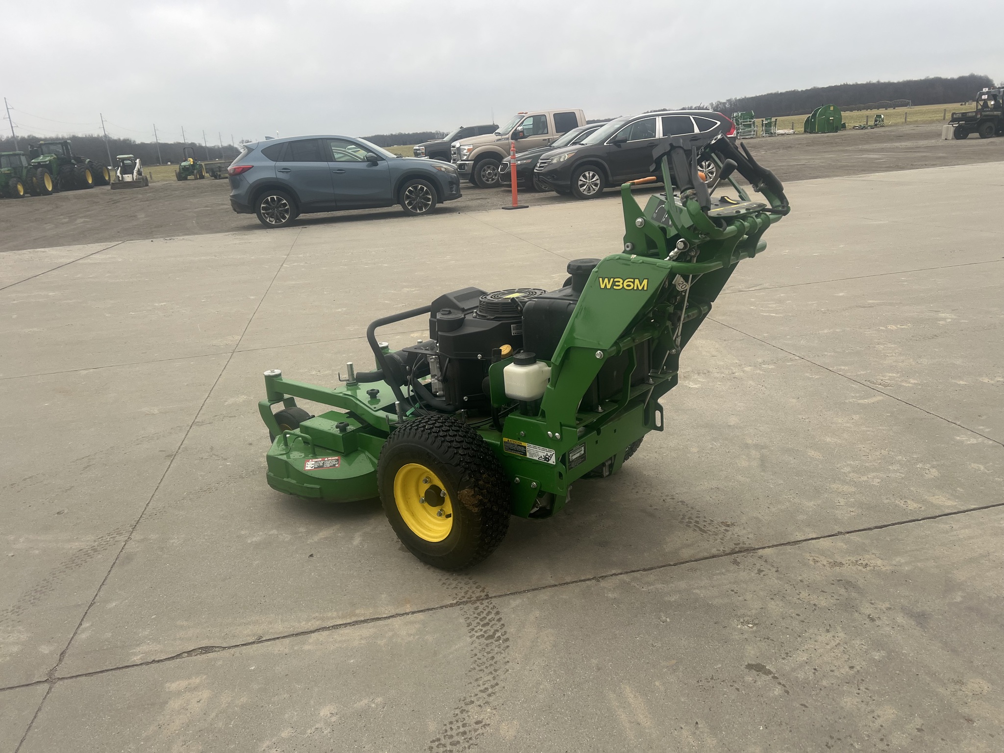 2021 John Deere W36M Image 5