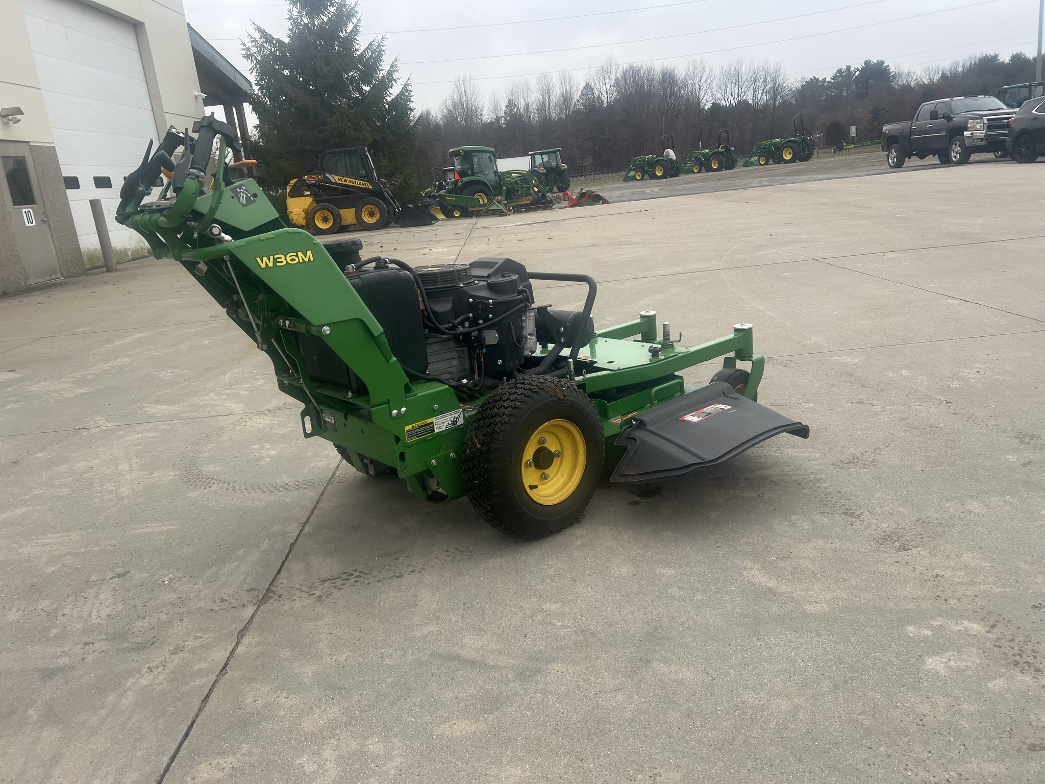2021 John Deere W36M Image 3