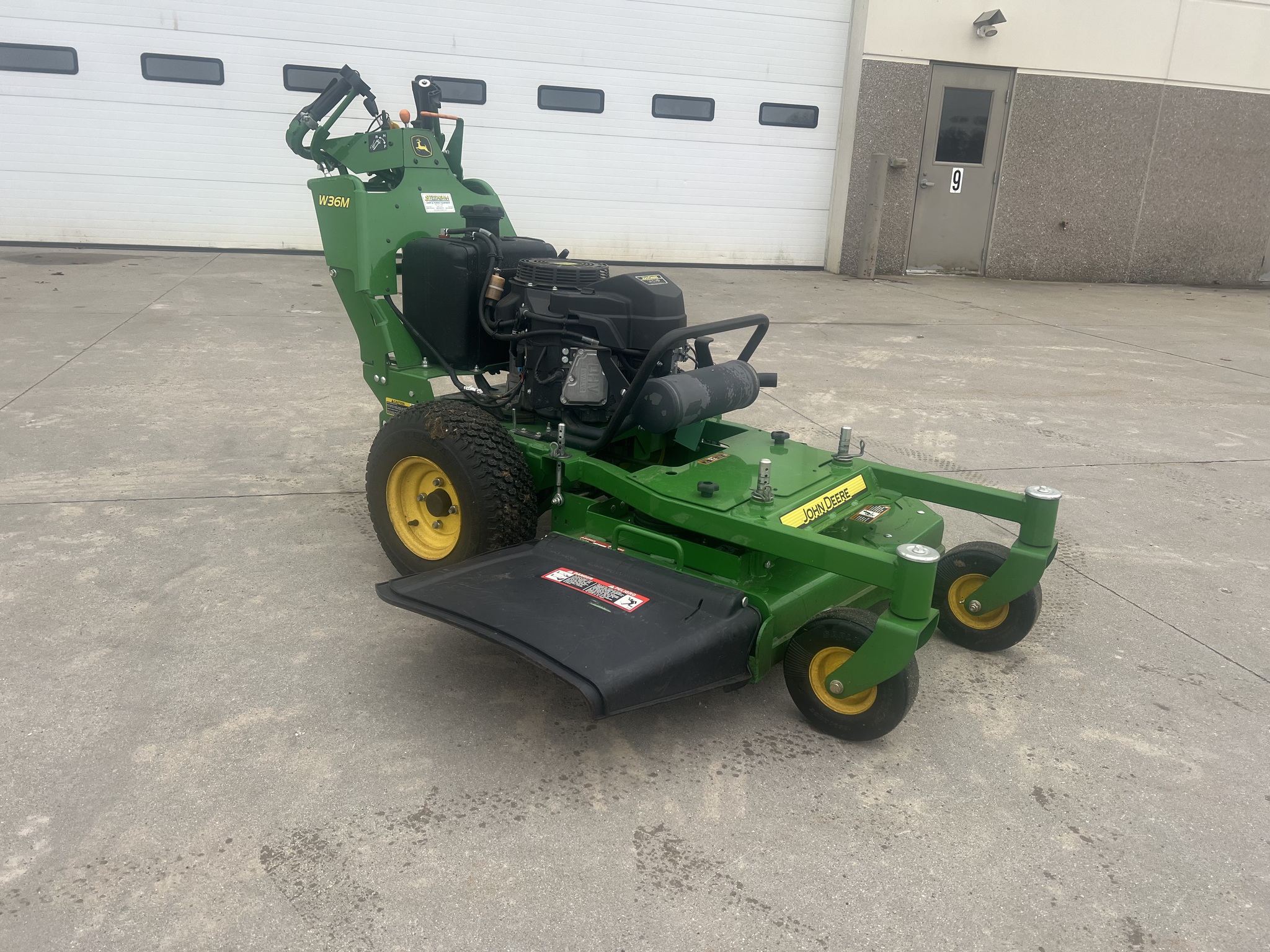 2021 John Deere W36M Image 1