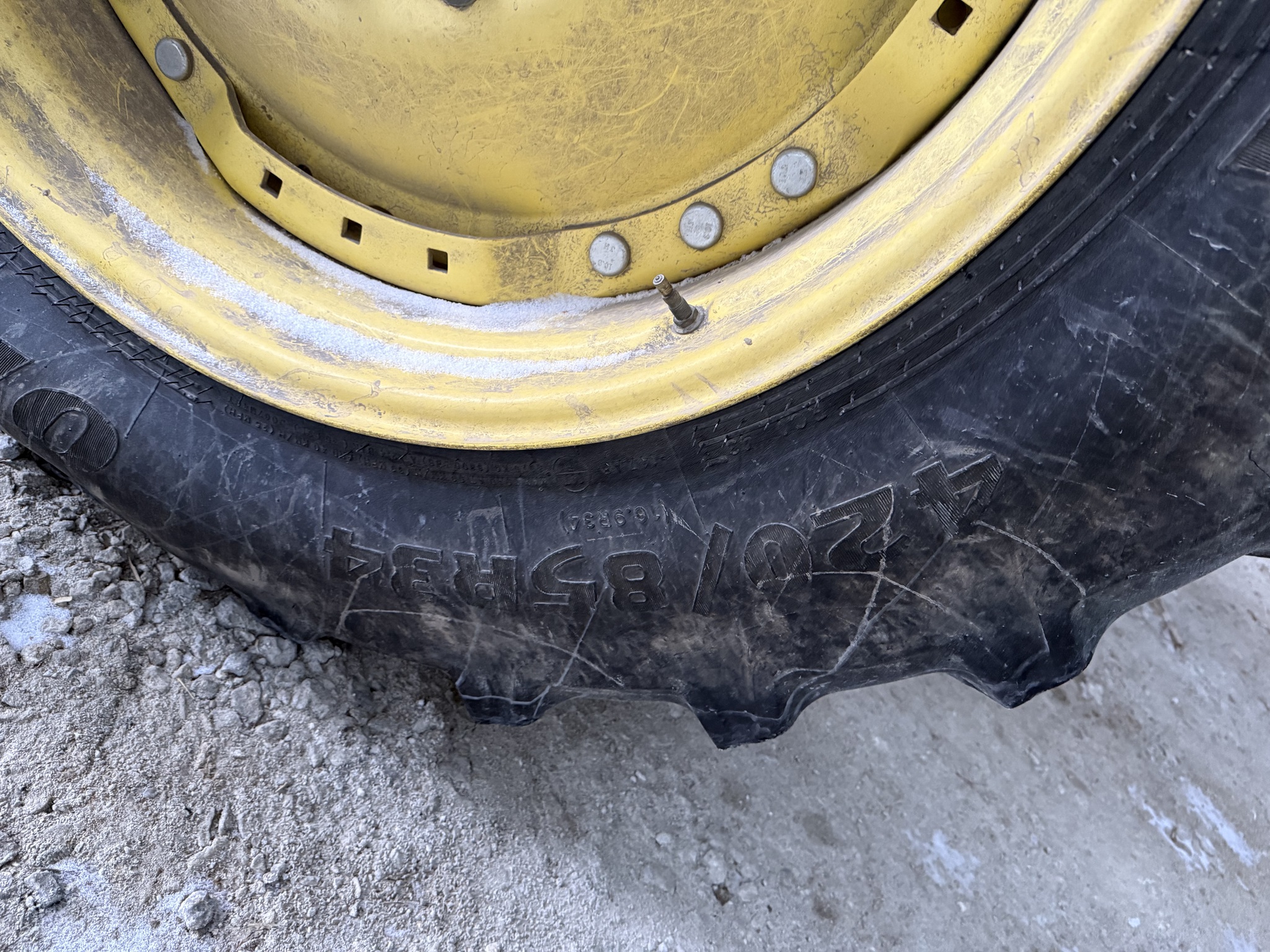 2015 John Deere 8345R Image 33