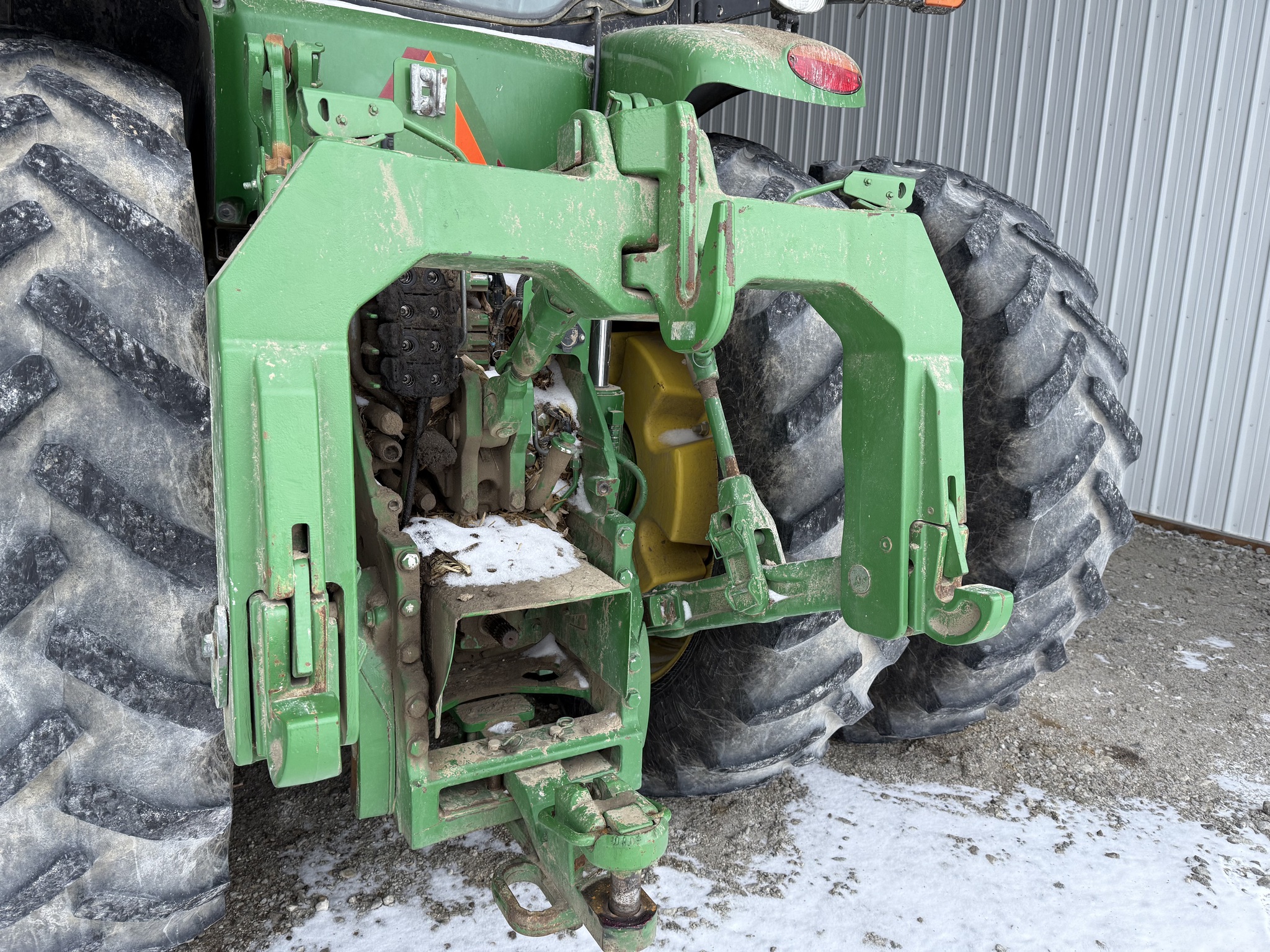 2015 John Deere 8345R Image 40