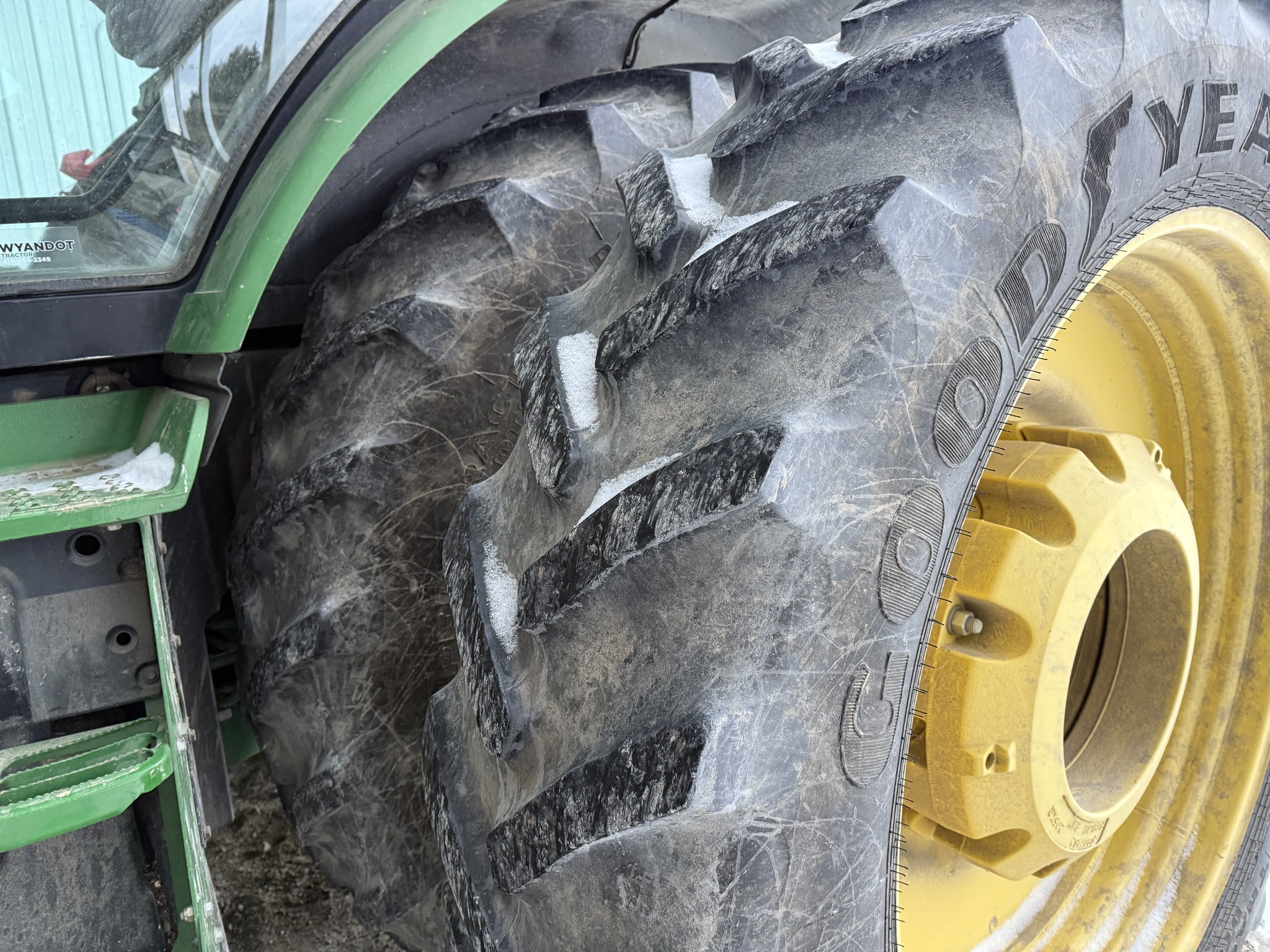 2015 John Deere 8345R Image 34