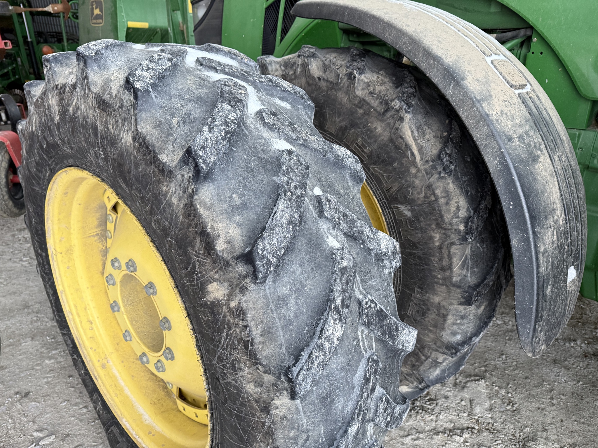 2015 John Deere 8345R Image 31