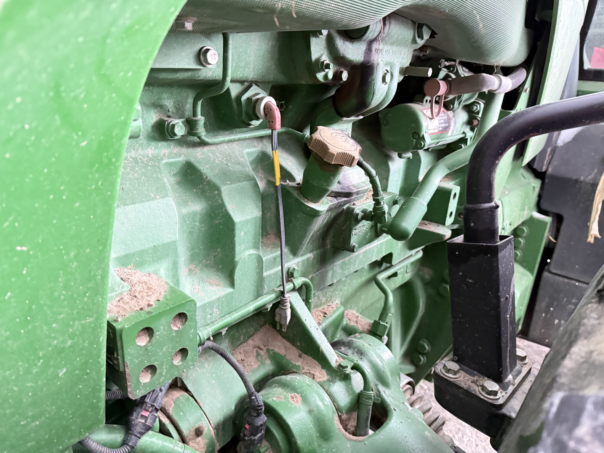 2015 John Deere 8345R Image 41