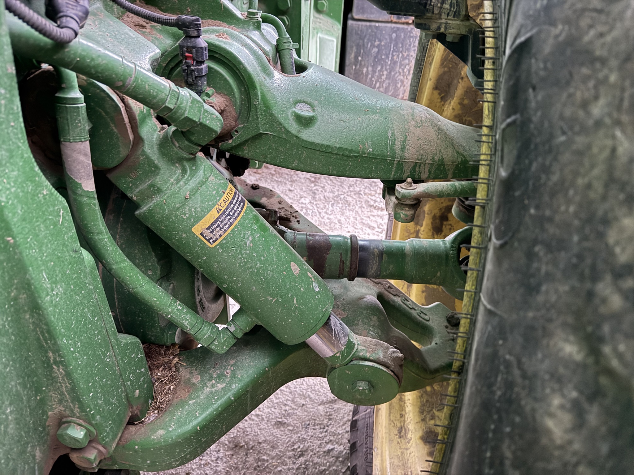 2015 John Deere 8345R Image 44