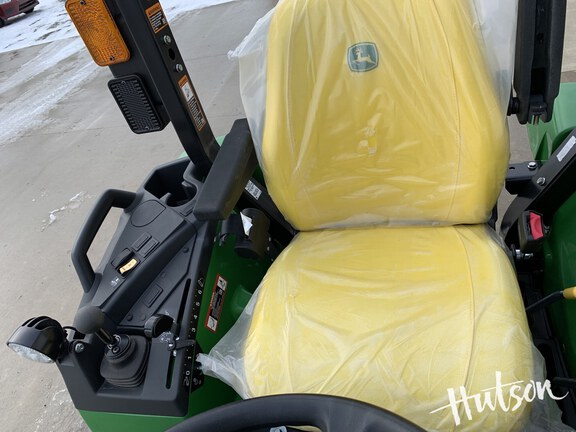 Photo of 2025 John Deere 2038R