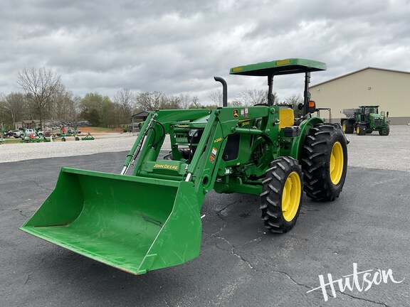 Photo of 2015 John Deere 5055E