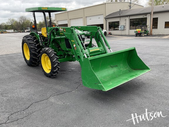 Photo of 2015 John Deere 5055E