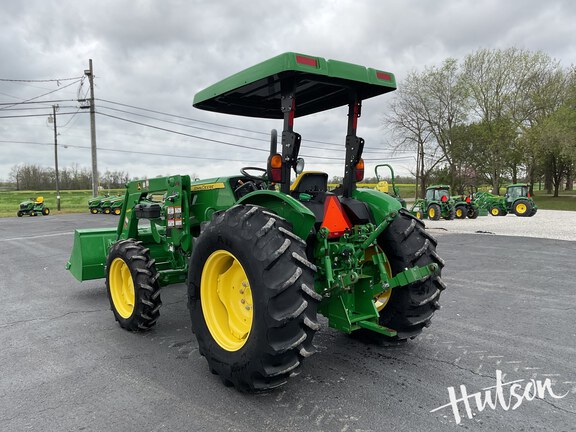 Photo of 2015 John Deere 5055E