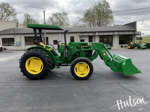 Photo of 2015 John Deere 5055E