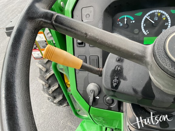 Photo of 2015 John Deere 5055E