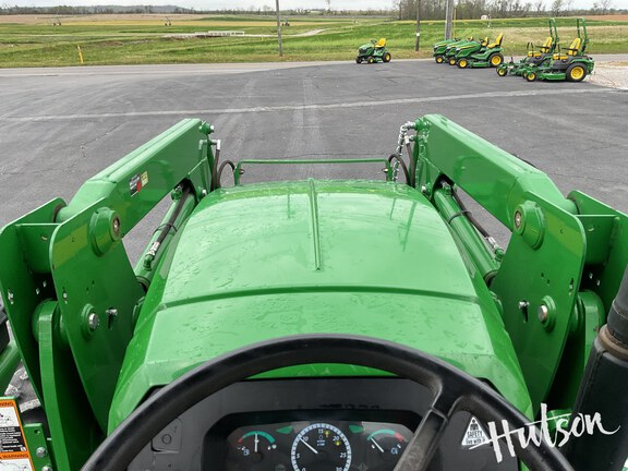 Photo of 2015 John Deere 5055E