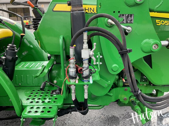 Photo of 2015 John Deere 5055E