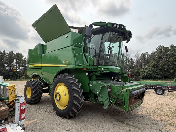  John Deere S770