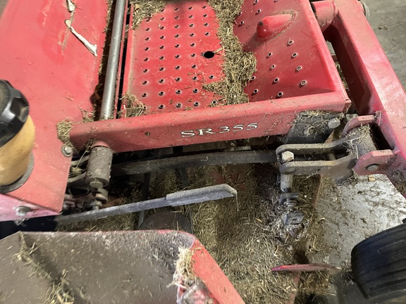 Photo of 2004 Country Clipper SR355